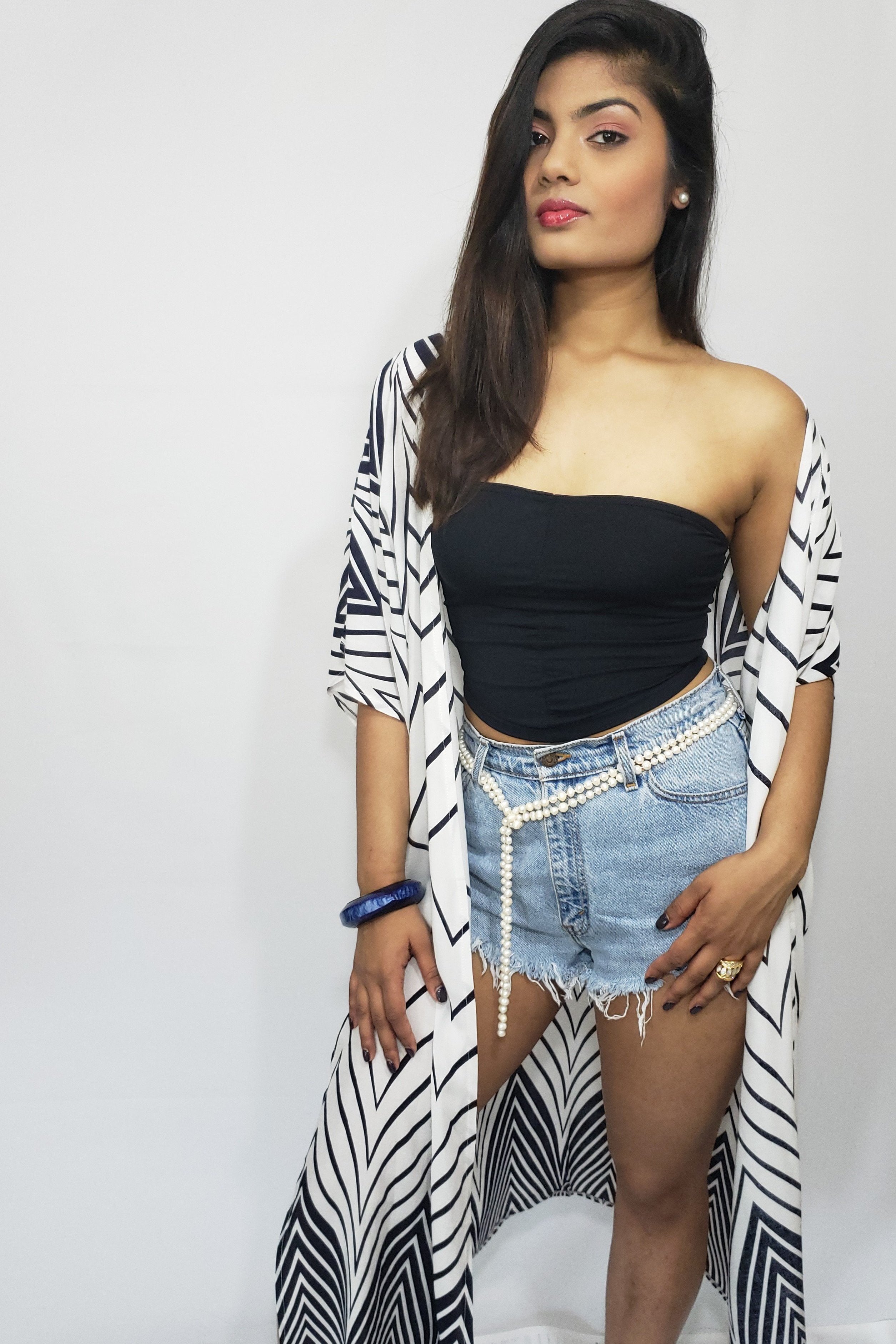 Barely Black Chevron Kimono in Midnight Navy and White