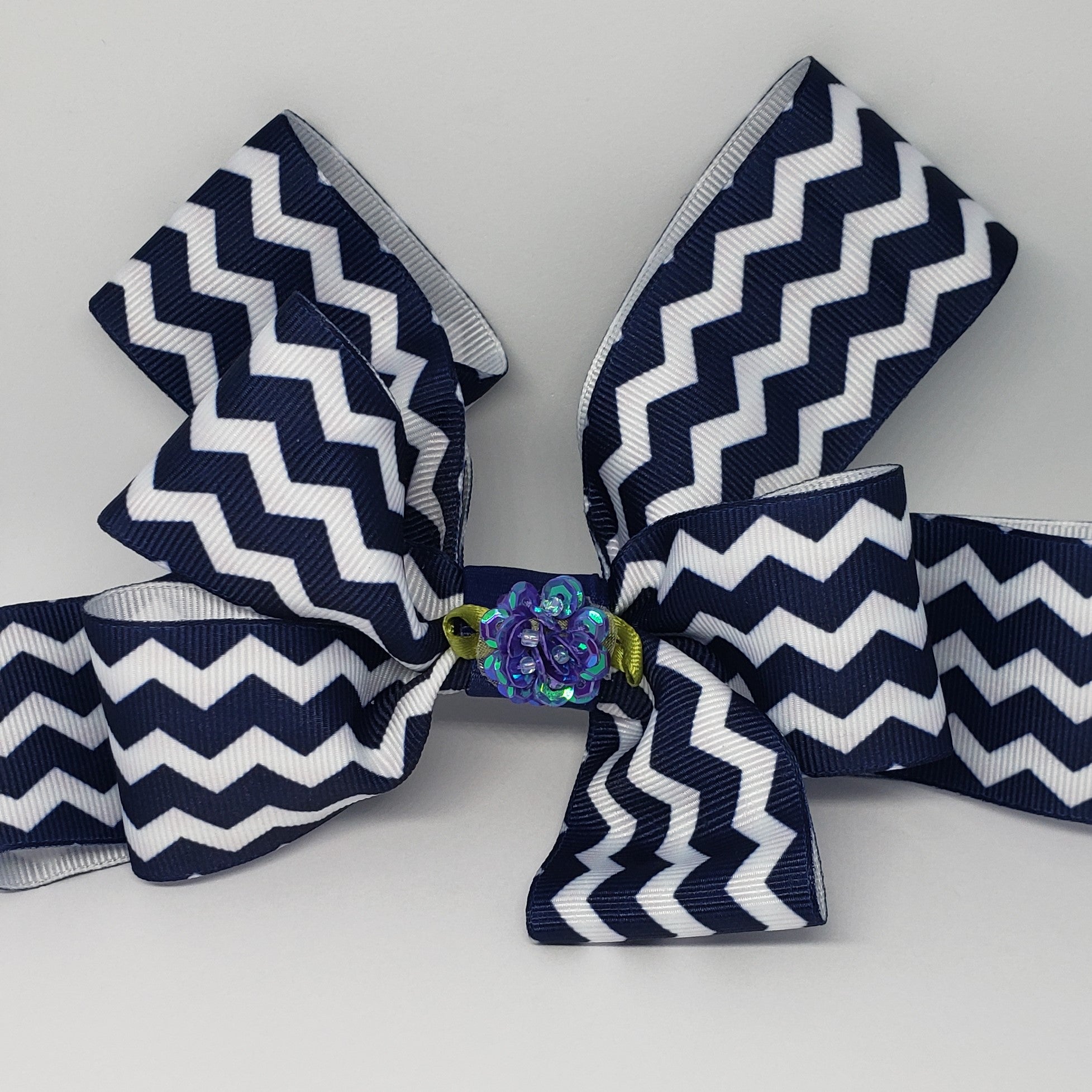 Zoe` Hairclip in Navy & White Flower Detail