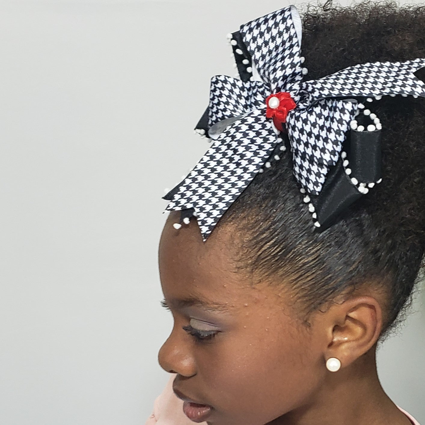 Ayana Freshwater Pearl Black, Red & White Houndstooth Hair Bow