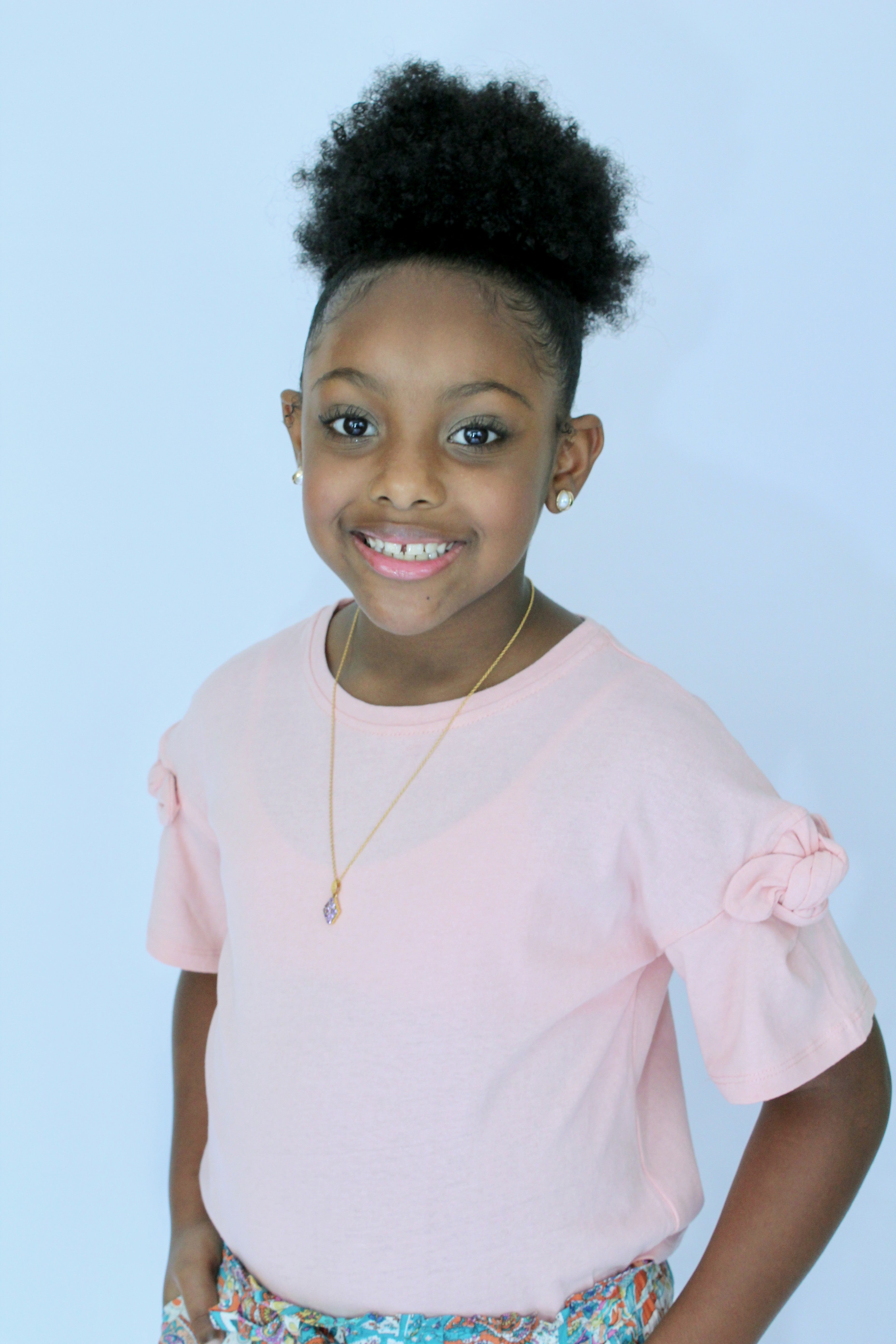 Y-Knot Rae Fancy Bow Sleeve Tee in Light Pink