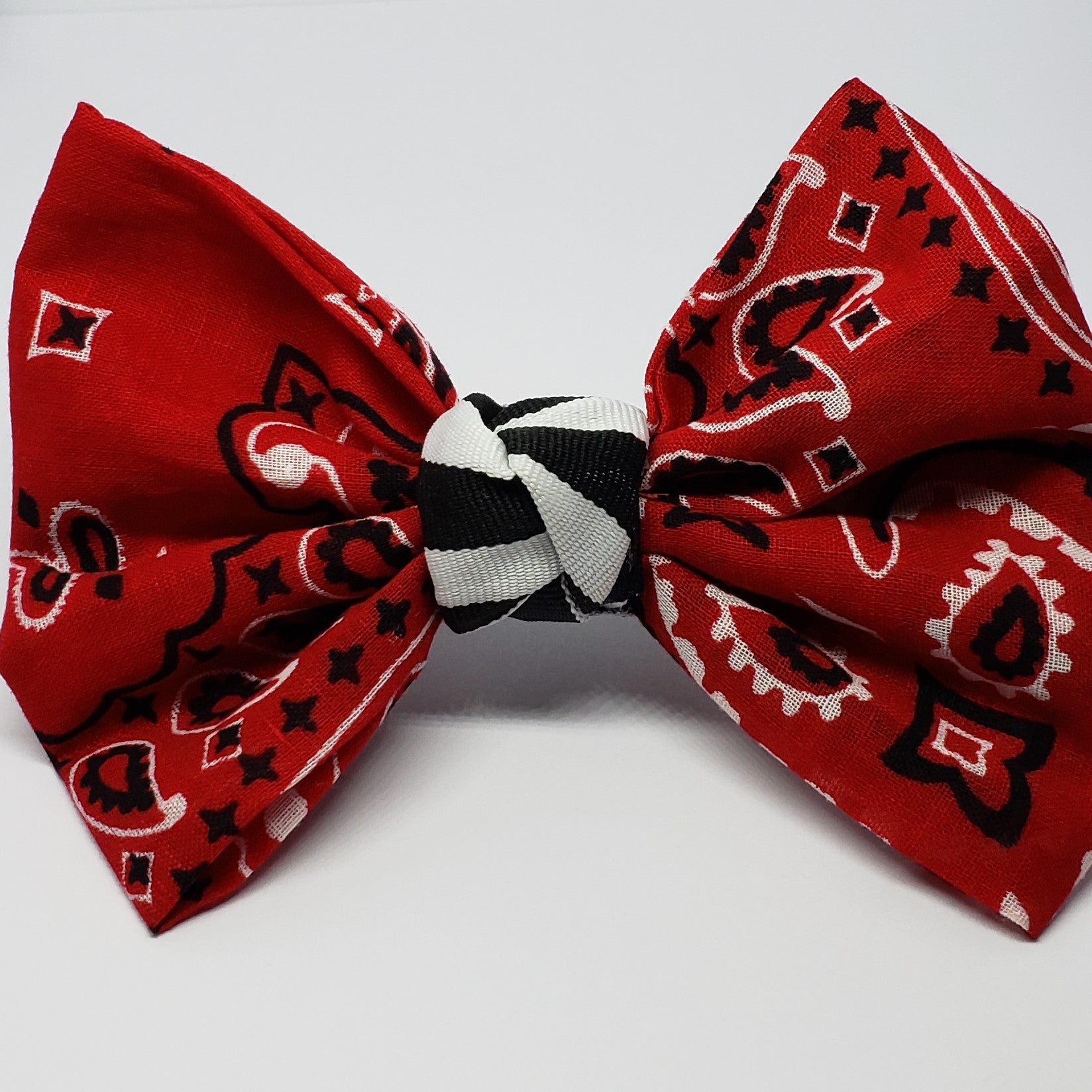 Victoriah Bandana Krazi Bow in Red, Black & White - Houzz of DVA Boutique