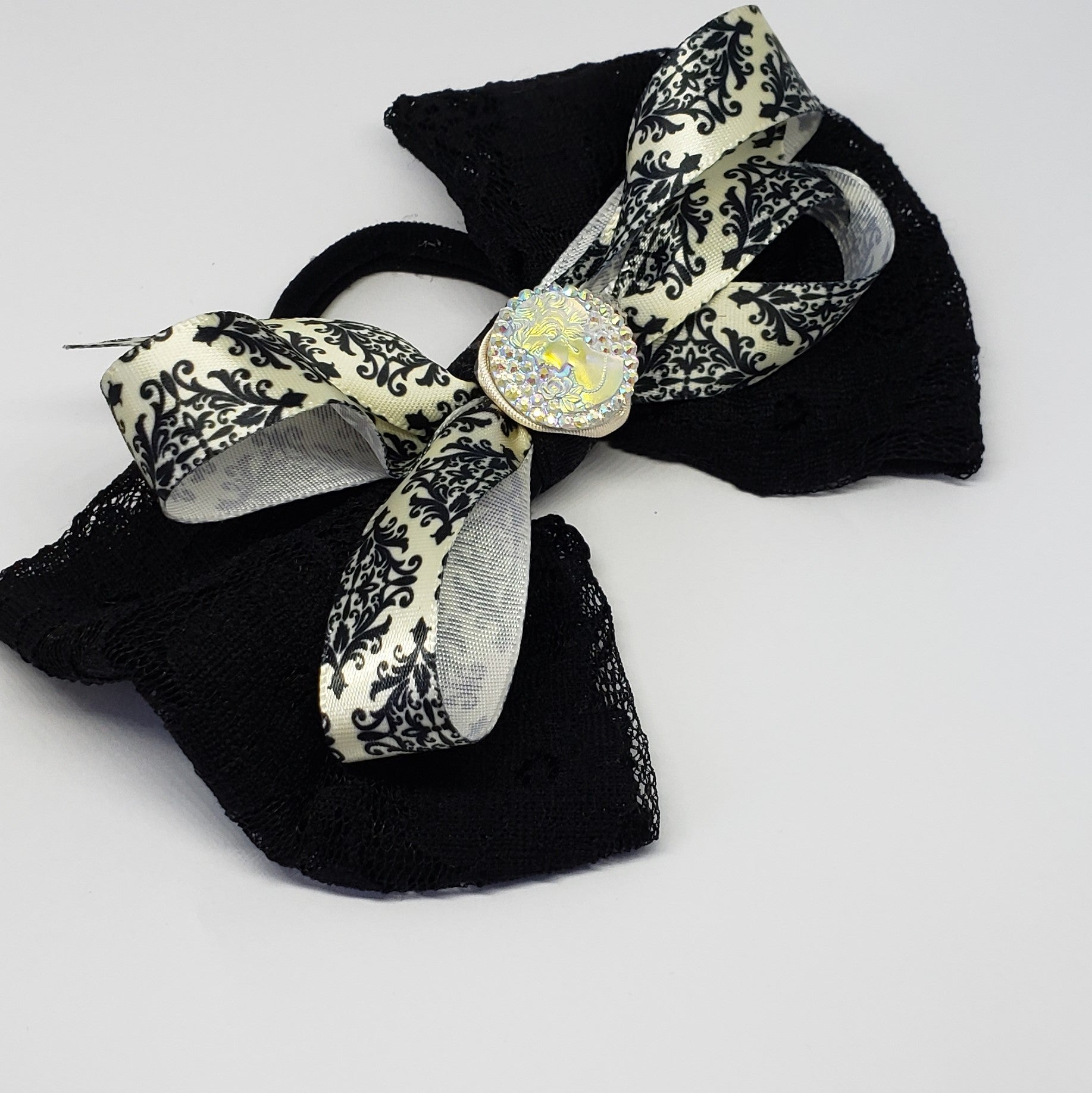 N-Zala Moonlight Stroll Black & Cream Lace Cameo Bow - Houzz of DVA Boutique