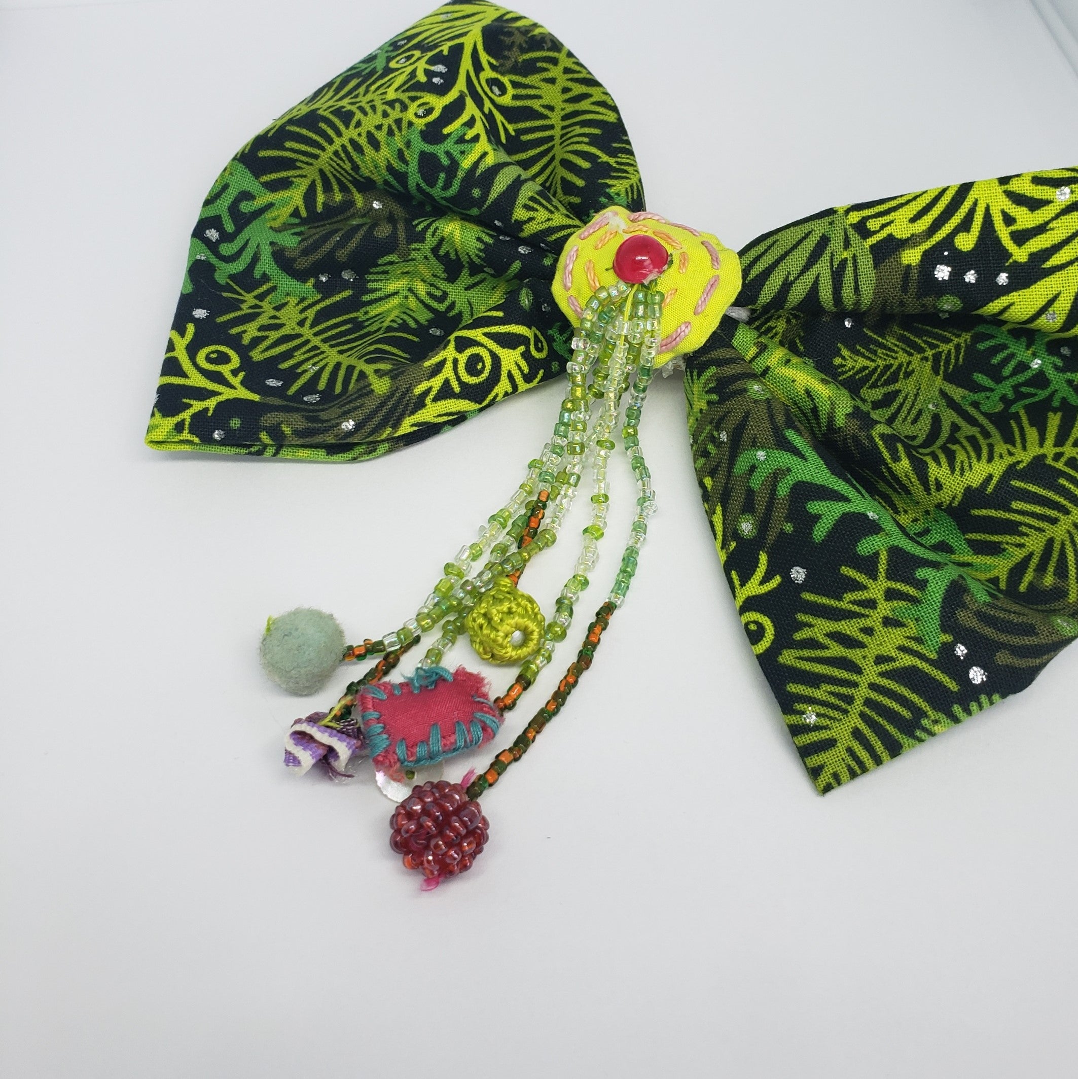 Kaelyn Holiday Ornaments Bow - Houzz of DVA Boutique